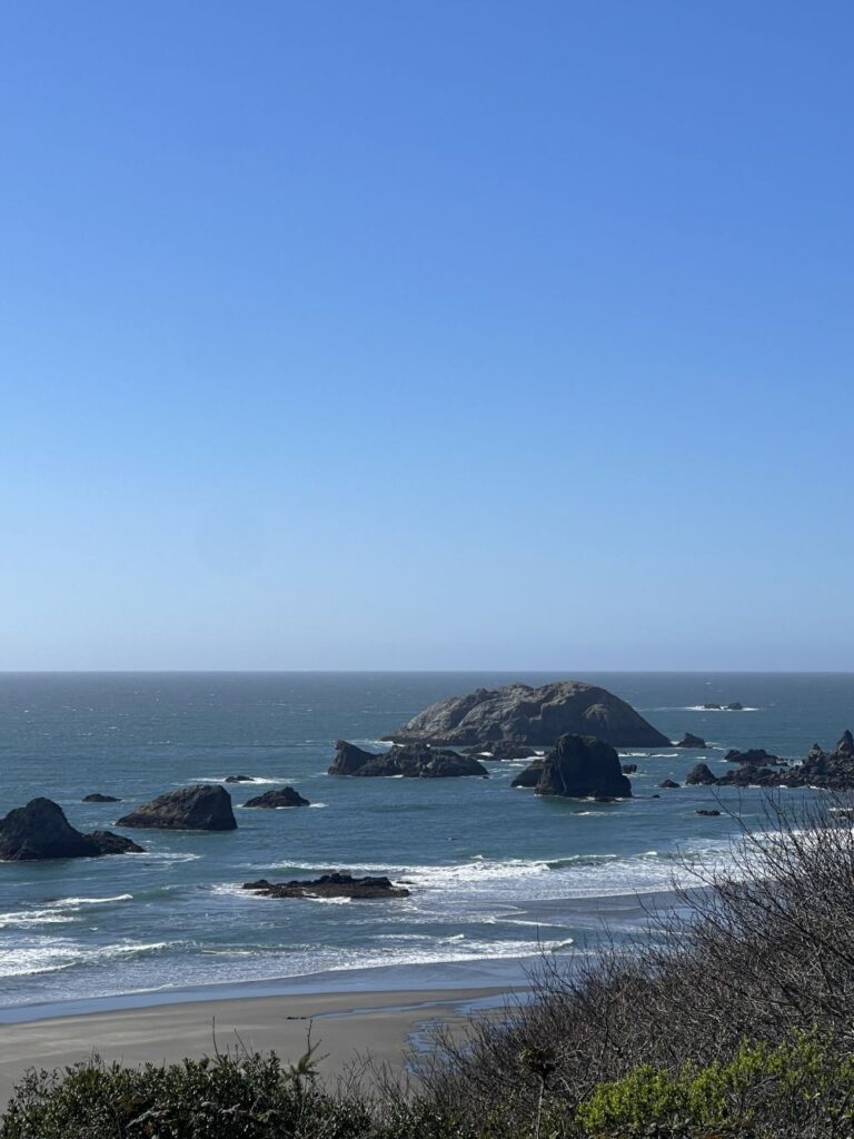 602 Easy Street Brookings Oregon