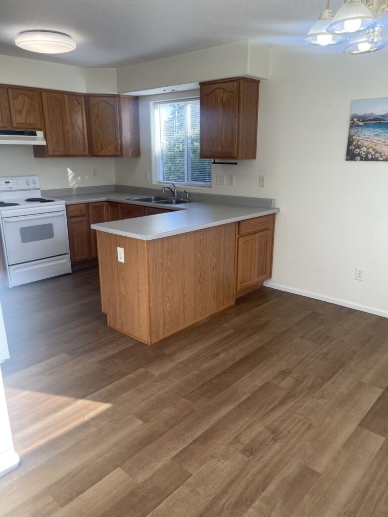 602 Easy Street Brookings Oregon