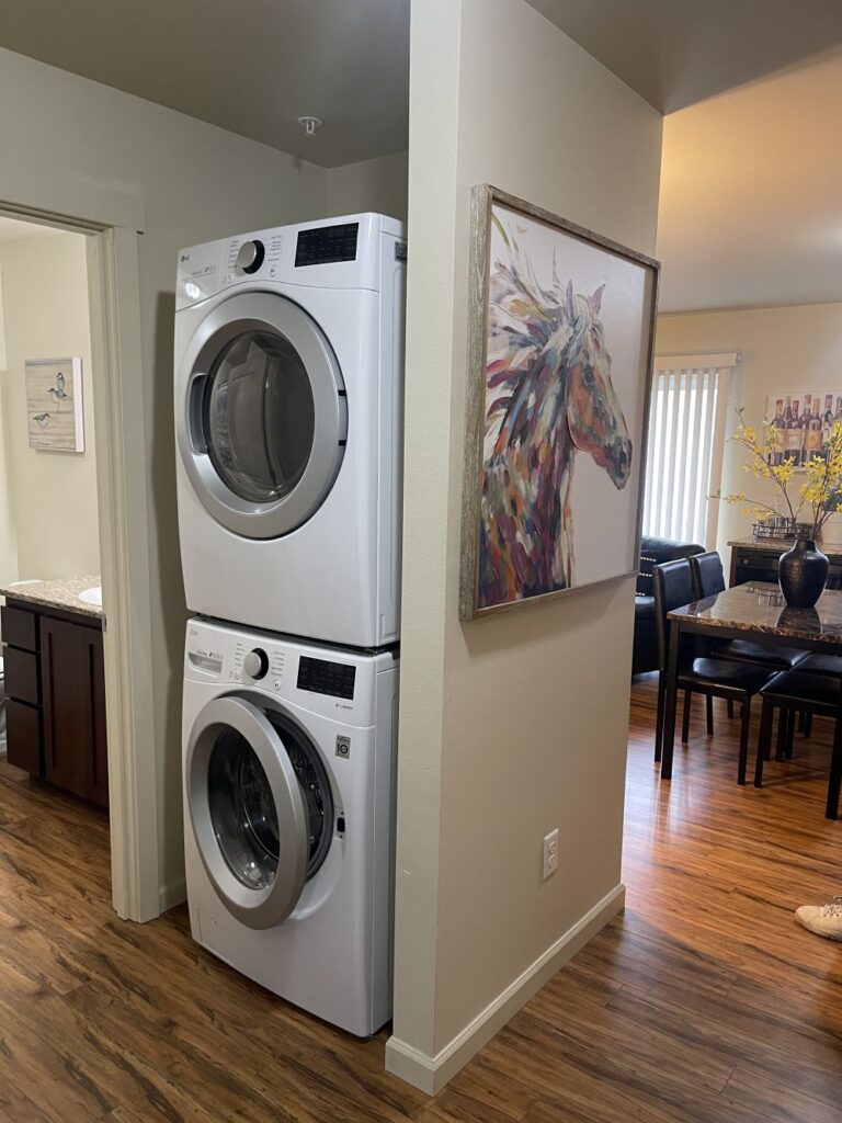 Windward Place Apartment - Lincoln City OR